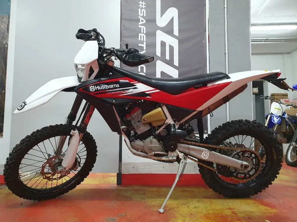 husqvarna-te-449cc-2